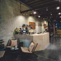 MŌMUS COFFEE PHUKET 