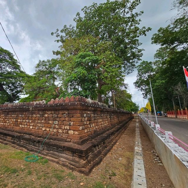 วัดมหาธาตุวรวิหาร ราชบุรี