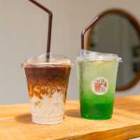 คาเฟ่เปิดใหม่ สไตล์มินิมอล