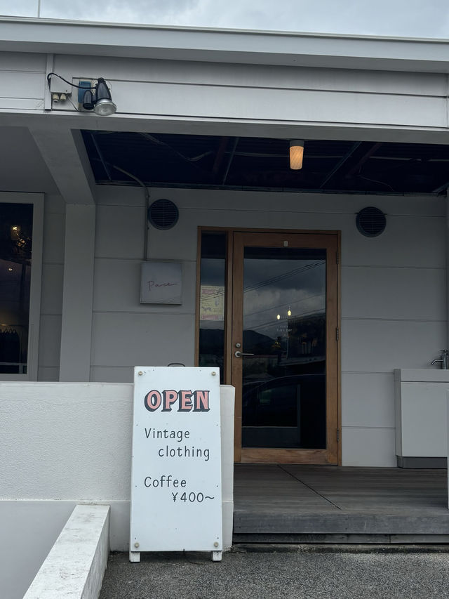 【福岡カフェ】自家焙煎のコーヒーとおいしいスイーツを楽しめる