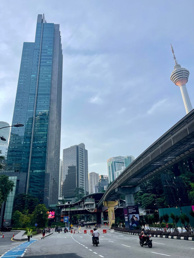 Petronas twins tower at Malaysia 🇲🇾 