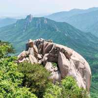 Seoraksan National Park: Nature's Marvel 🇰🇷🌄