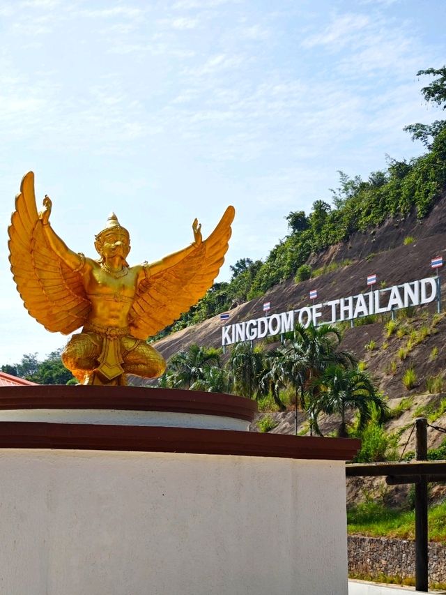 Exploring Southern Thailand by Car 