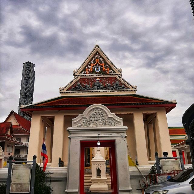 พระพุทธสำคัญ 4 องค์ ที่วัดเศวตฉัตรวรวิหาร