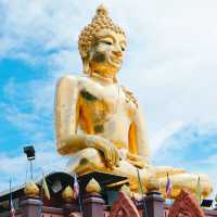 พระพุทธนวล้านตื้อ