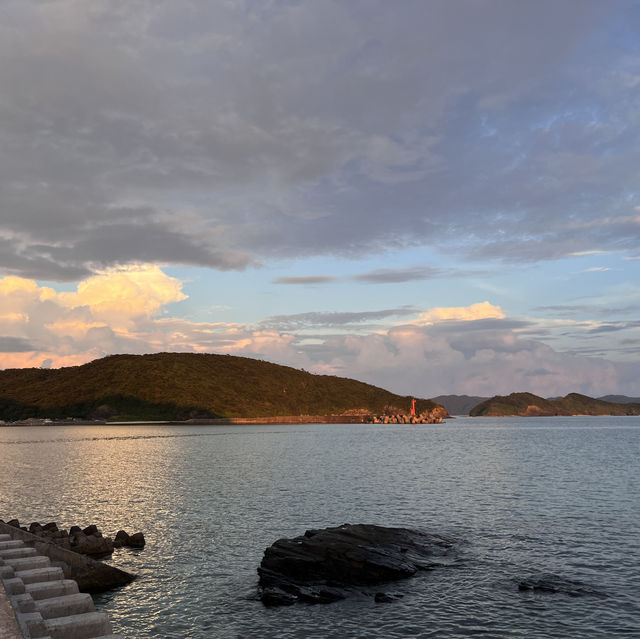 Discover the Wonders of Zamami: A Sunset Spectacle to Remember 🤩