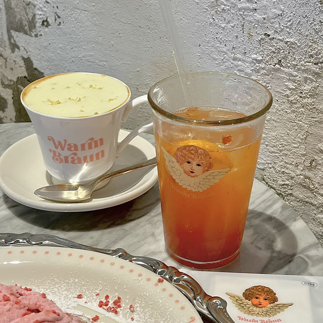 【韓国旅行🇰🇷/ソウル】フランス発祥のもちもちスイーツが食べられるカフェ🩷
