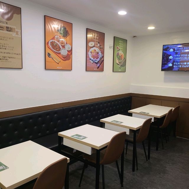 인천 구월동 맛집)엠브로돈까스 - 유명 먹방 유튜버가 운영하는 경양식 돈까스 맛집.