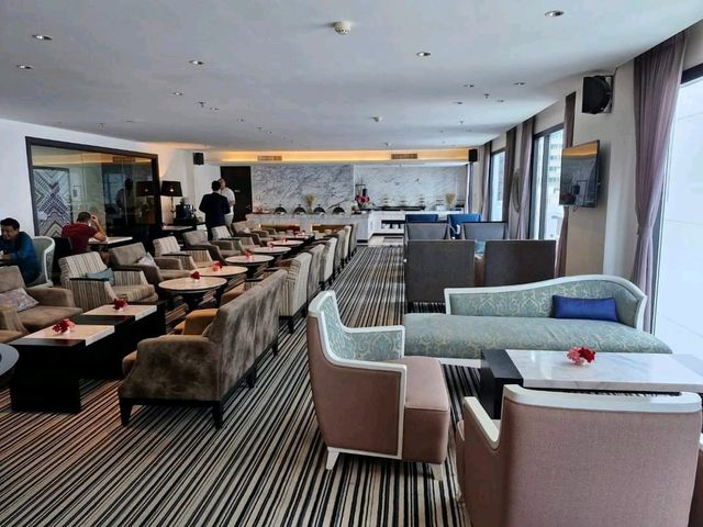 รีวิวโรงแรม Movenpick Bangkok Sukhumvit 15