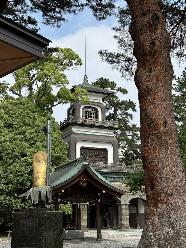 Japanese Ancient Architecture: Gassho Houses
