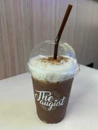 The August Café & Bar 🍰🍫🥤