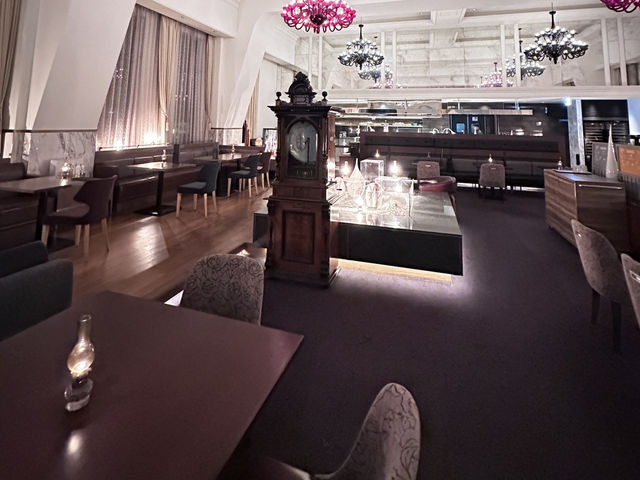 ［小樽］油燈下的音樂與美酒 — OMO Cafe & Bar 的完美夜晚