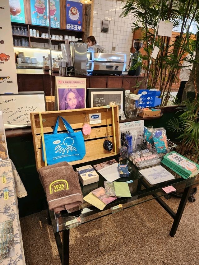 한글날에 갔던 감각적인 카페 1925감포