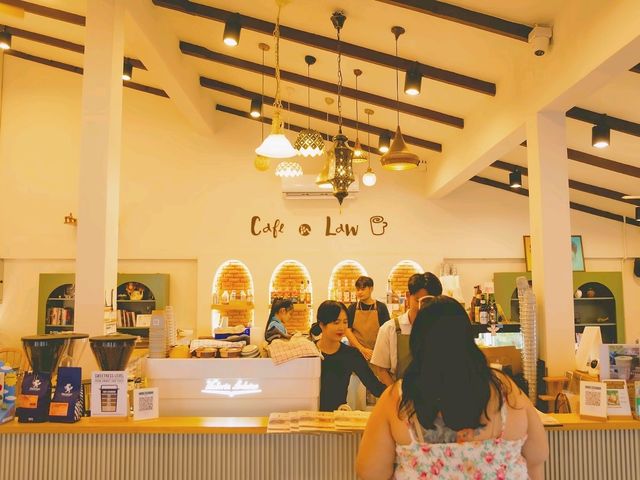 Cafe in Law คาเฟ่น่ารัก ใจกลางเมืองอุดร 