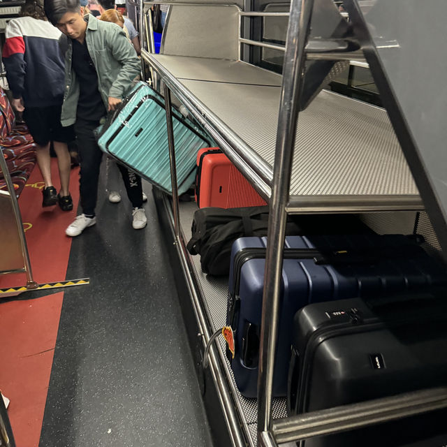 SkyBus：從墨爾本機場到市中心的便捷選擇 🚌✨