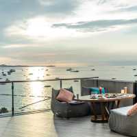 โรงแรมสวย กลางเมืองพัทยา เห็นพลุชัดมากๆ
