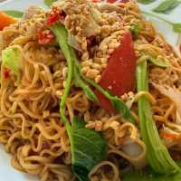 ชู้ลาวชู้รส ส้มตำสูตรลาว ที่เอาใจคนกรุงไปเต็มๆ