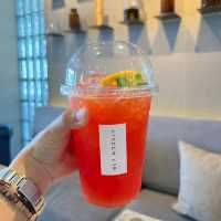 HIDDEN LAB CAFE