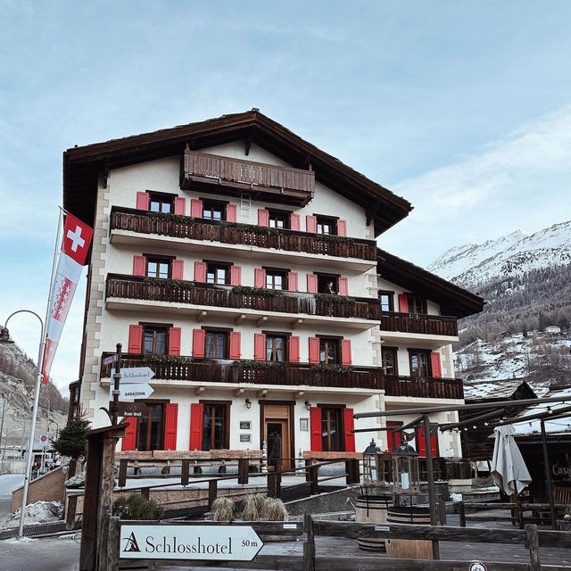 Zermatt Matterhorn สัมผัสยอดเขาแห่งสวิตเซอร์แลนด์