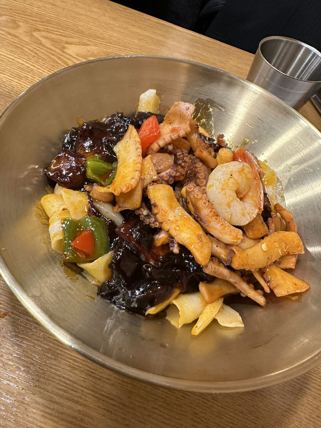 【ソウル】明洞に韓国人が並ぶお店！？