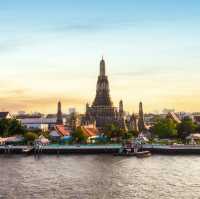 วัดอรุณความงามเหนือกาลเวลาที่ต้องไปสัมผัสด้วยตนเอง