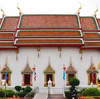 หลวงพ่อเพชร วัดท่าหลวง