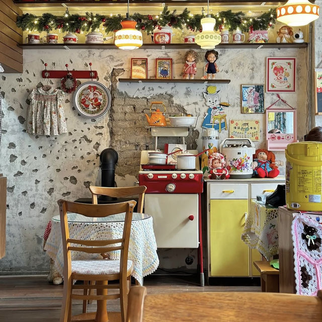 【韓国】ヨンナムドンにある店内の雑貨が可愛すぎるレトロカフェ♡