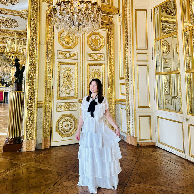 Very beautiful castle with easy to photo