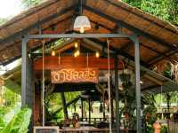 ชายคลองราชา