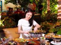 ร้านอาหารบรรยากาศดี เหมาะกับเทศกาลช่วงนี้มาก