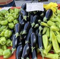 เล่นตลาดเช้าที่ kalambaka