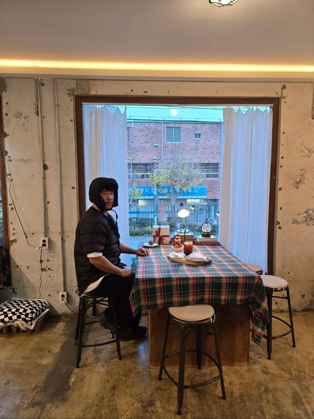 예쁘고 맛있는 딸기디저트가 있는 거제카페🍓