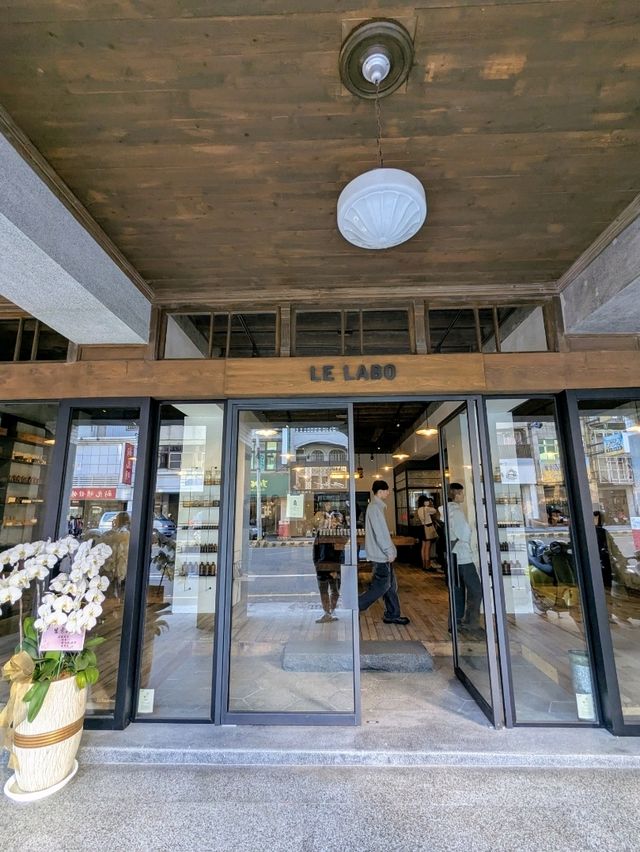 百年街屋裡的城市香氛：Le Labo 台南五福形像店