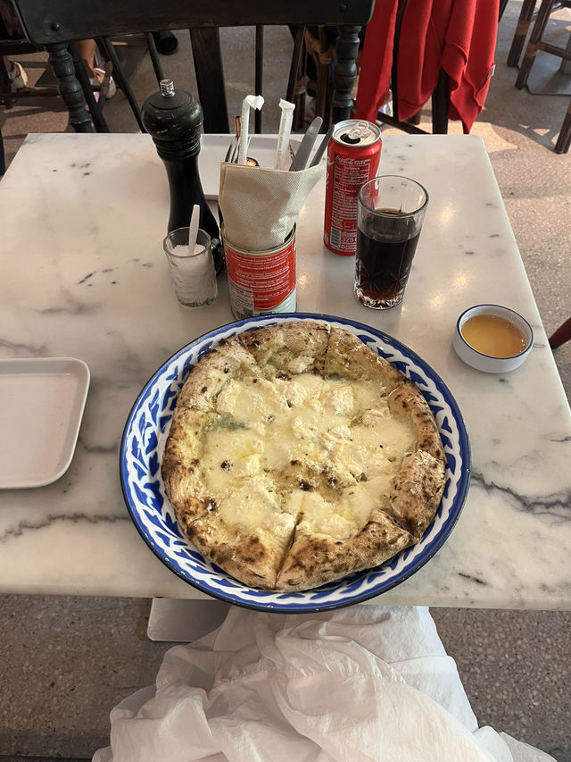 치앙마이 대표 피자 맛집 '아디락 피자'🇹🇭