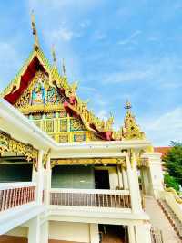 วัดสวยพัทยา วัดท่องเที่ยวทำบุญยอดนิยม