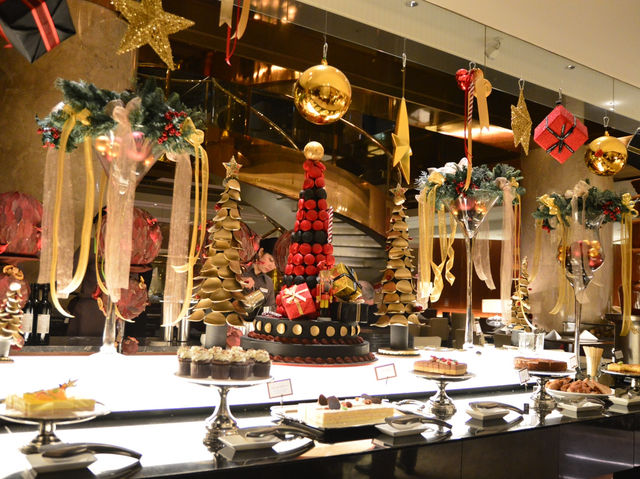 Luxurious Dinner Buffet at Hilton Tokyo🥂