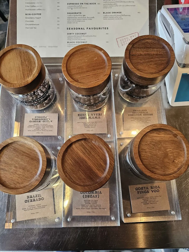 Songwat Specialty Coffee คาเฟ่สุดเท่ กาแฟสุดคูล