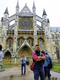 The Westminster Abbey, a must-visit place in London!