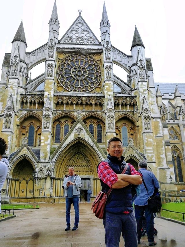 The Westminster Abbey, a must-visit place in London!
