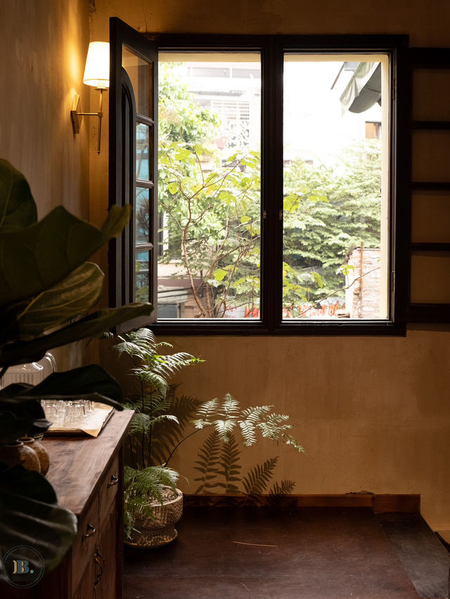 HANOI MOMENT HANOI MOMENT