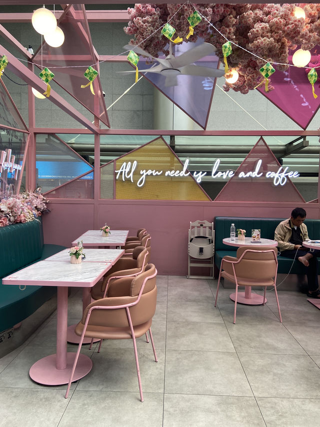 EL&N London KL: Pretty in Pink, Pricey on the Plate