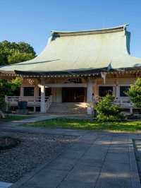 豪徳寺 – 招き猫発祥の寺