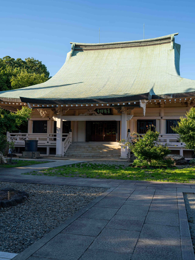 豪徳寺 – 招き猫発祥の寺