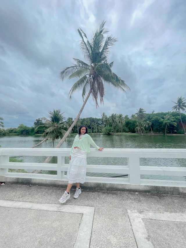 ที่พักหลักพัน พักติดทะเลวิวดี ใกล้กรุงเทพ