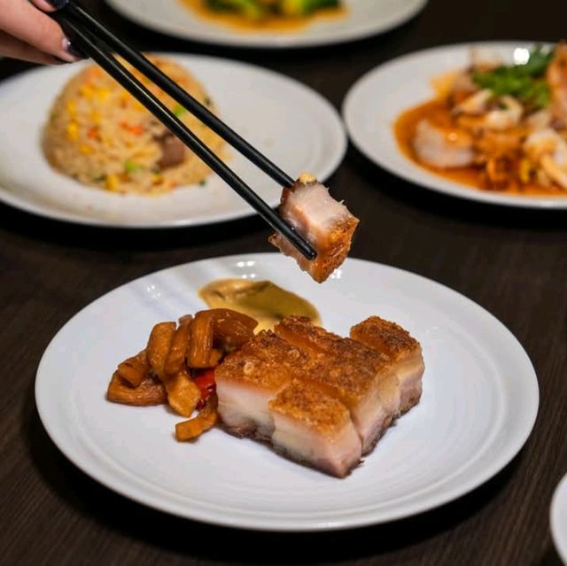 Dynasty Dining Friday ที่ห้องอาหาร SAVIO
