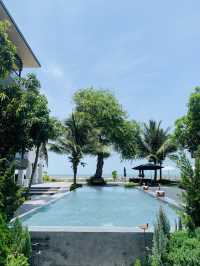 Little Sea Huahin คาเฟ่สุดมินิมอล ริมทะเลหัวหิน