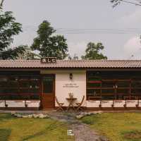 SUKITO พื้นที่แห่งความสุข บรรยากาศร้านอบอุ่น