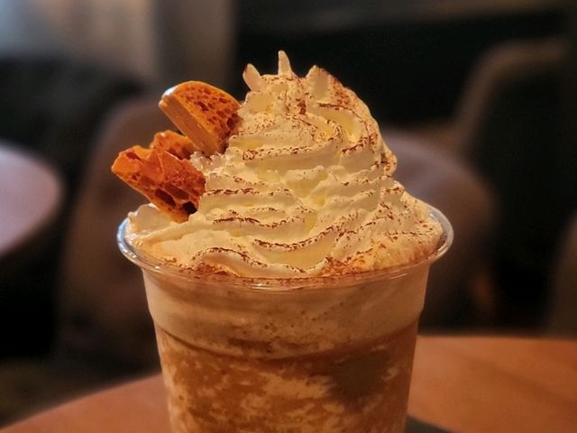 치앙마이 그래프카페