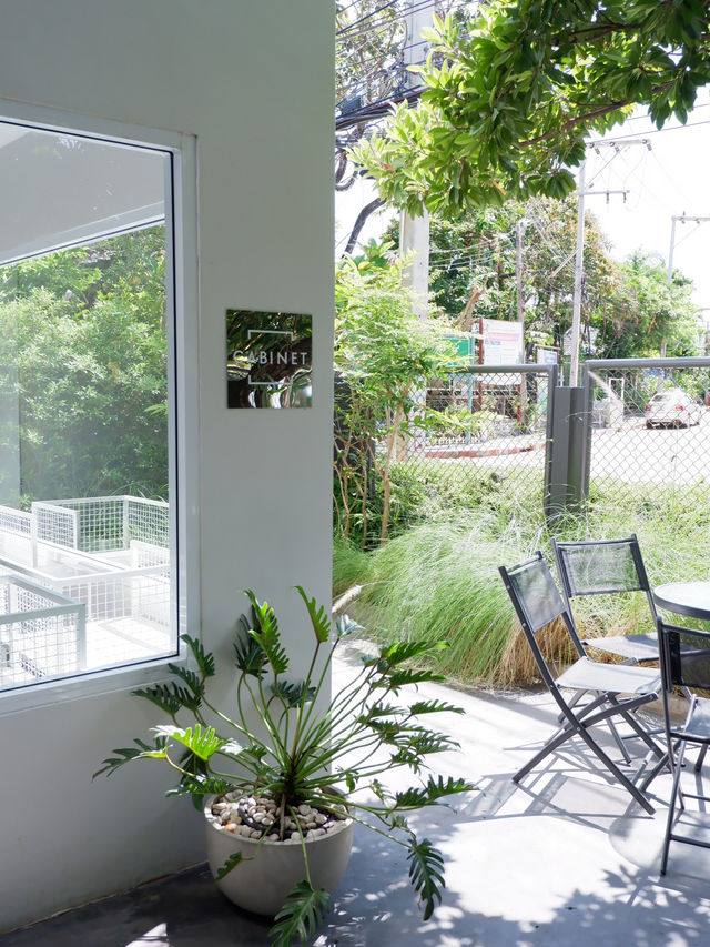 𝘾𝘼𝘽𝙄𝙉𝙀𝙏 𝘾𝙖𝙛𝙚&𝙎𝙩𝙪𝙙𝙞𝙤 คาเฟ่มินิมอล