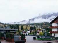 แวะเดินเล่นที่หมู่บ้าน Cortina d'Ampezzo - Dolomit